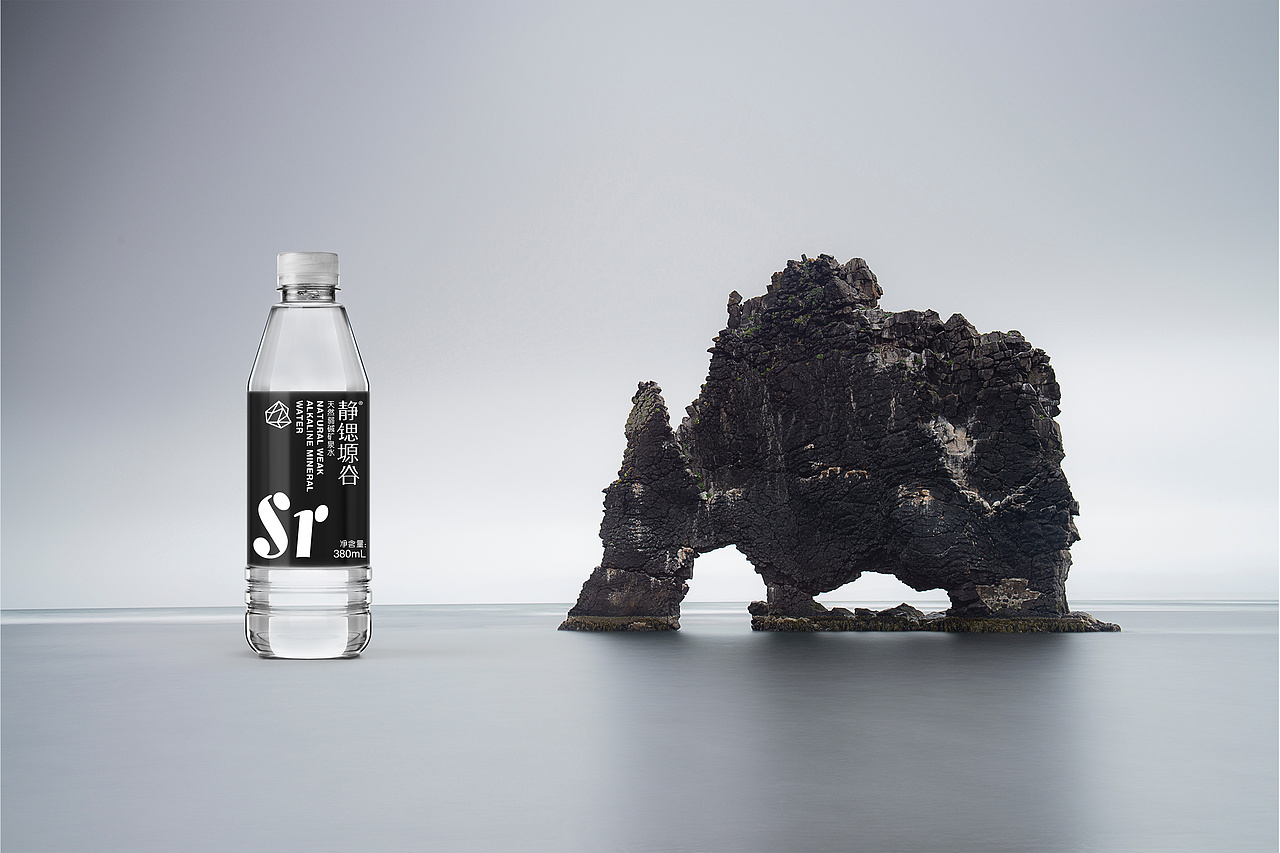 April飞机稿の三款矿泉水设计