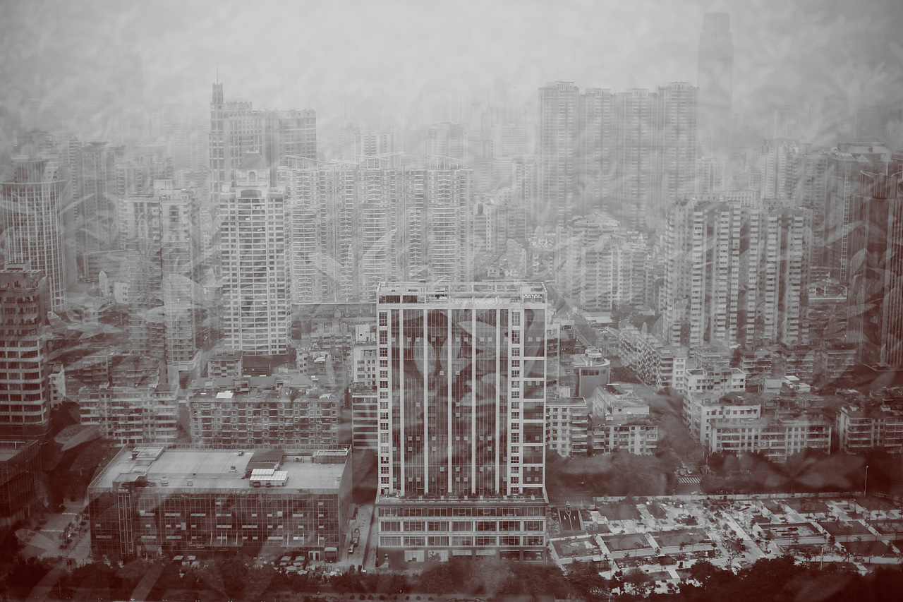 一个城市繁荣的可望不可即压抑的你难以置信又爱又恨广州到底有多广