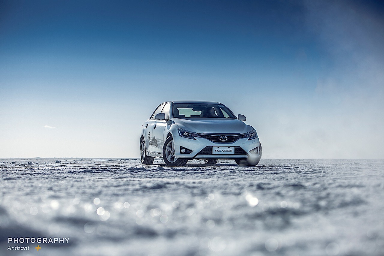 汽车摄影一汽丰田霸道查干湖
