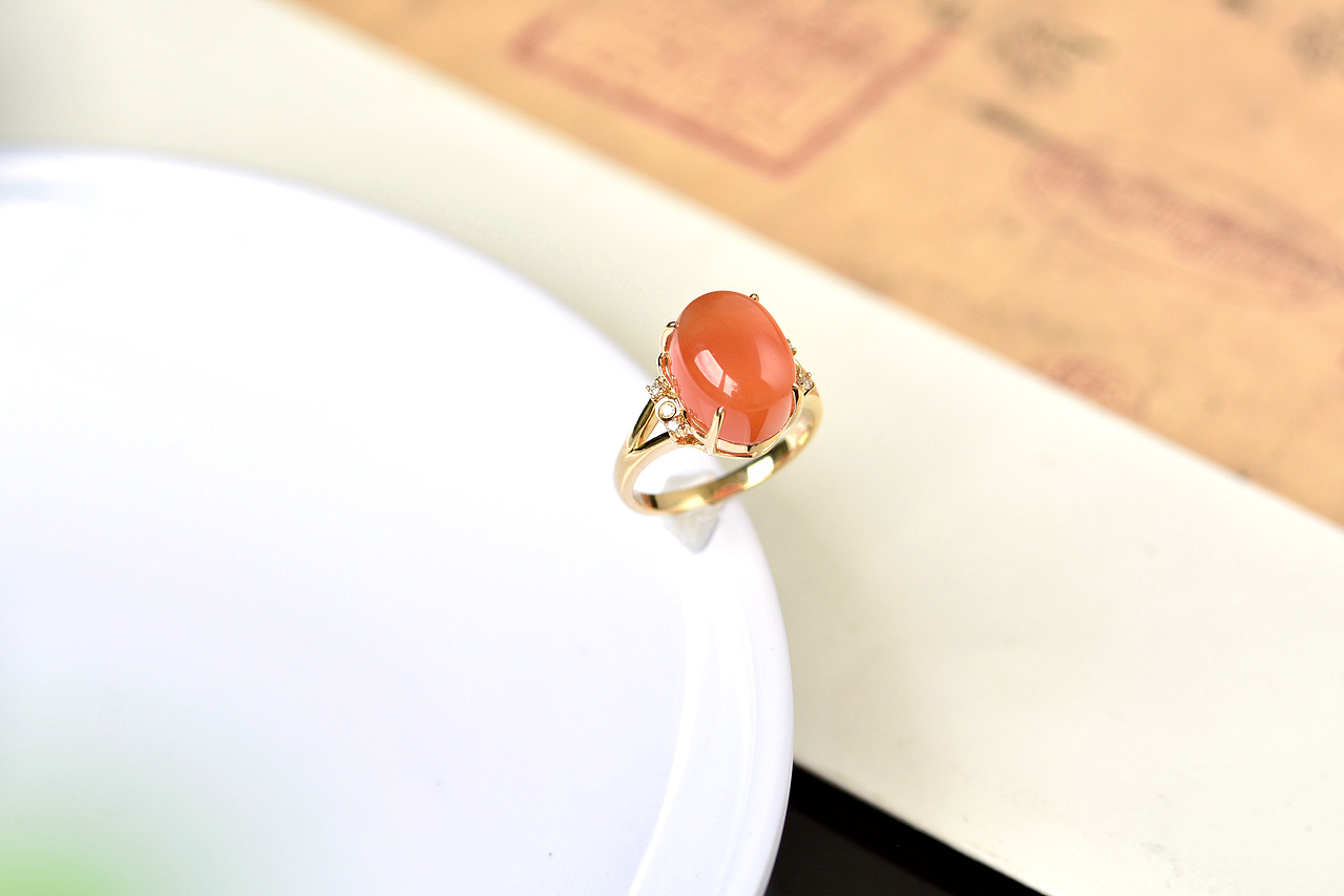 设计师作品|南红戒指两边钻