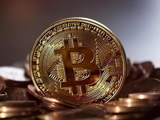 2个月日活增长21倍，次月留存25%+，百度小程序的爆发力怎么来？