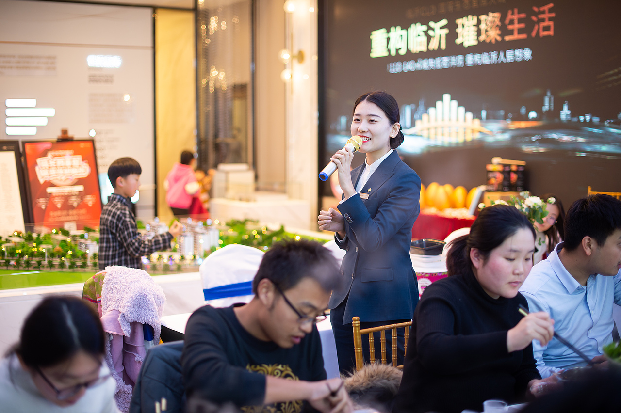 客户答谢暖场火锅宴（融创世樾城）（图ZMTkwNjA5NzA0） - 人文/纪实摄影 - 站酷设计师放狼的小羊原创素材 - 站酷ZCOOL