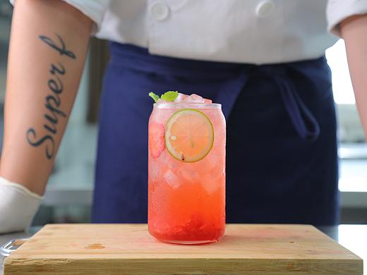 歌兰夫草莓调饮酱宣传视频