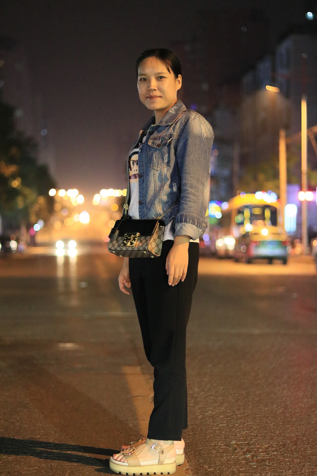 夜晚等待的爱情