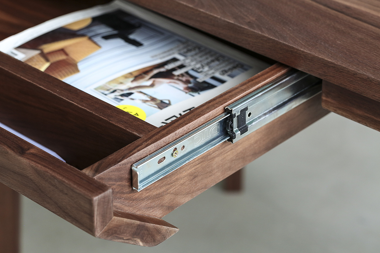 明白书桌 | 隐藏式抽屉书桌