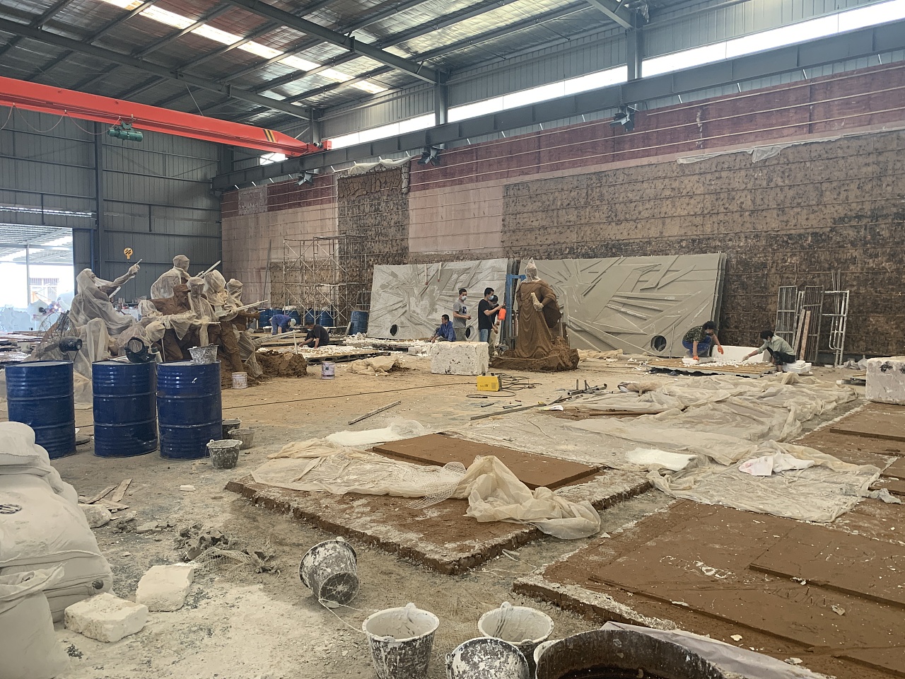 【德森瑞合雕塑制作有限公司】〔办公室〕〔厂房展示