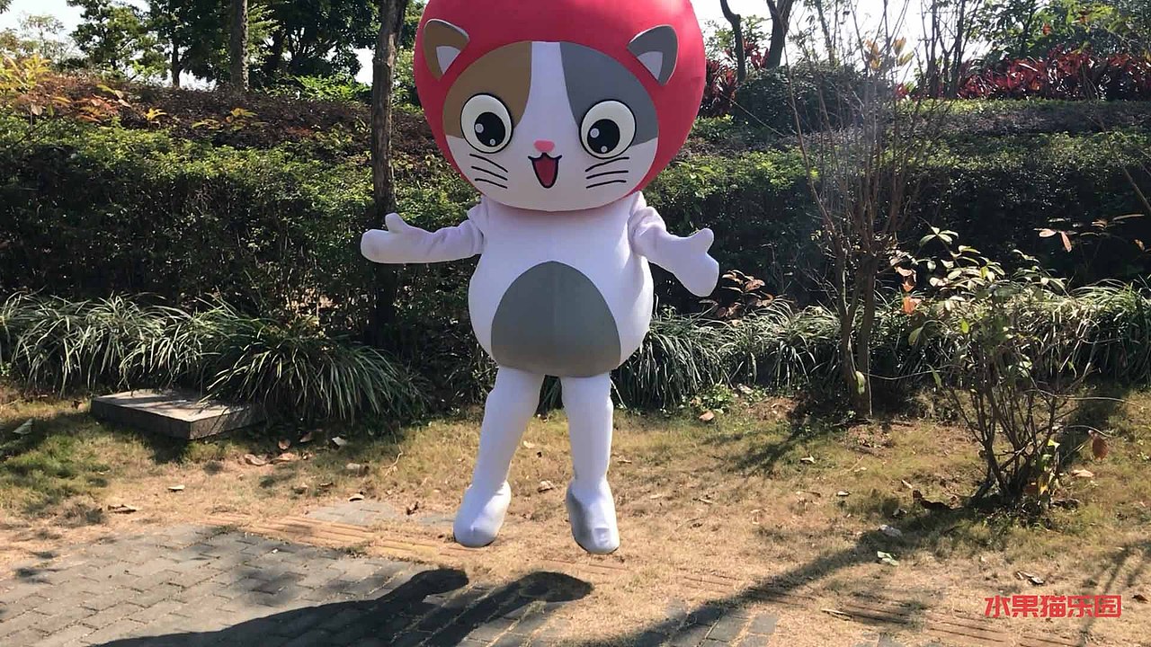苹果猫人偶--在公园里疯（图ZMTA3MDIyODcy） - 其他摄影 - 站酷设计师水果猫乐园原创素材 - 站酷ZCOOL