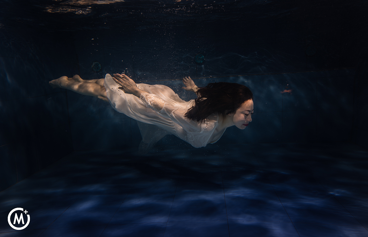 鱼（图ZMzMwMTQ2MjA=） - 人像摄影 - 站酷设计师hubo1028原创素材 - 站酷ZCOOL