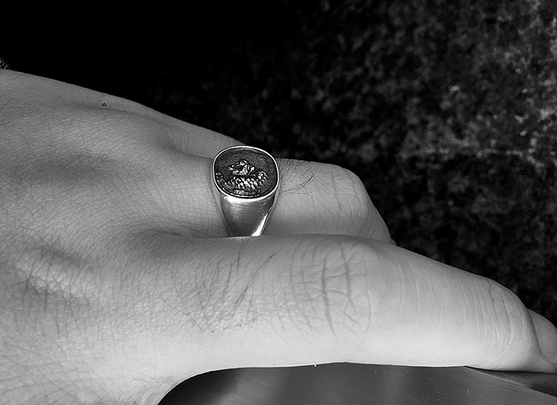 钱币浮雕狮子手工戒指（图ZMTI0Njc1MjU2） - 首饰设计 - 站酷设计师形余原创素材 - 站酷ZCOOL