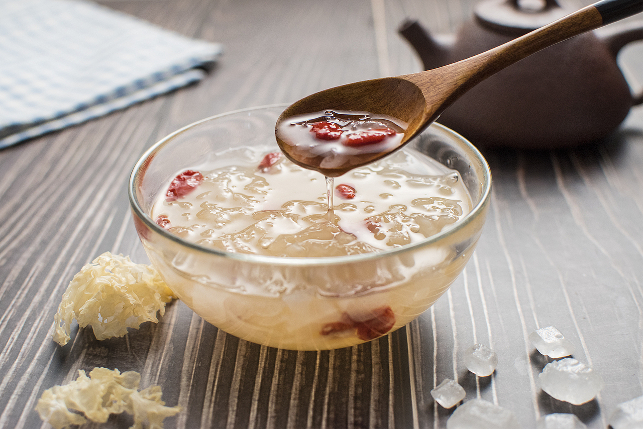 银耳羹（图ZMTMyMDIzNzg0） - 产品摄影 - 站酷设计师小鹏爱做饭原创素材 - 站酷ZCOOL