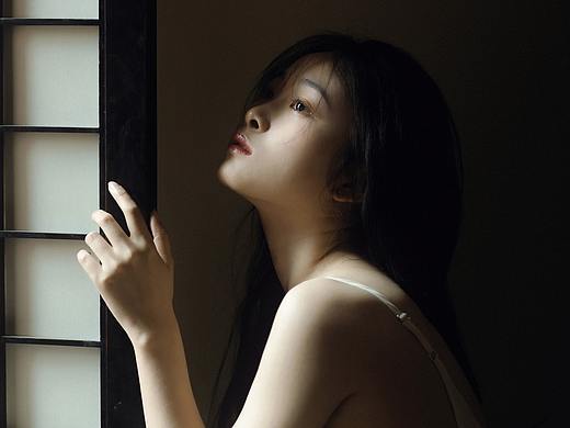 想要天上的月亮和地上的霜