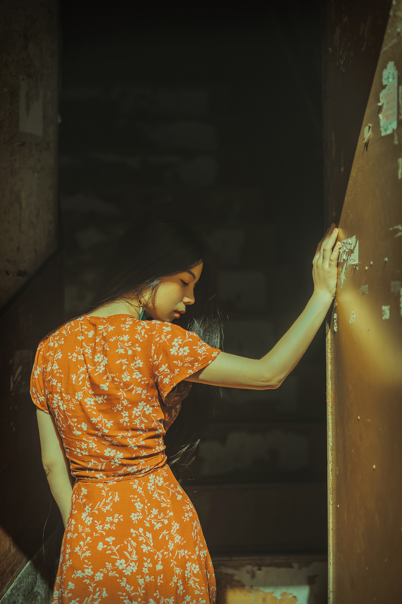 路口（图ZODg4MDM3NTY=） - 人像摄影 - 站酷设计师小朋时光原创素材 - 站酷ZCOOL