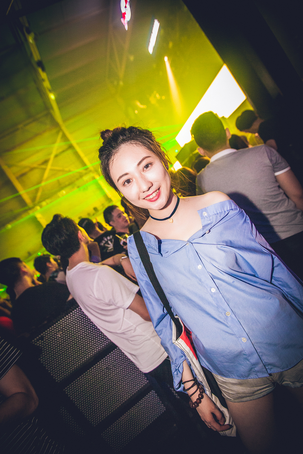 深圳电音party【Red Bull Mad House VOL.2】（图ZNDg3MTEzMzY=） - 人像摄影 - 站酷设计师xubin1123原创素材 - 站酷ZCOOL