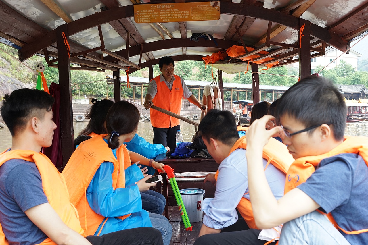 站酷十二周年重庆站线下聚会（图ZMTE5Mzk3NTk2） - 人像摄影 - 站酷设计师缺失的骨髓原创素材 - 站酷ZCOOL