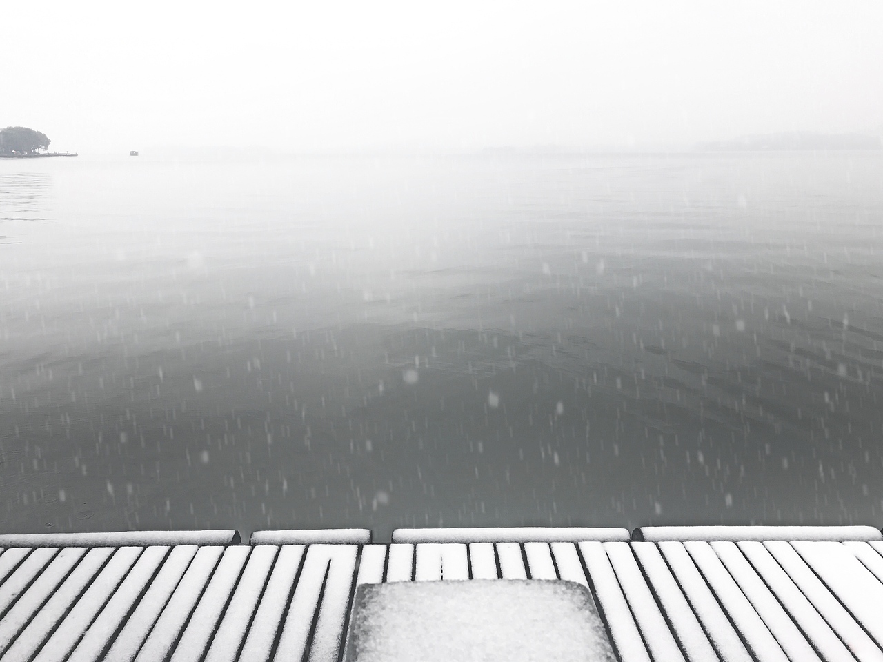 西子湖 · 集贤亭观雪