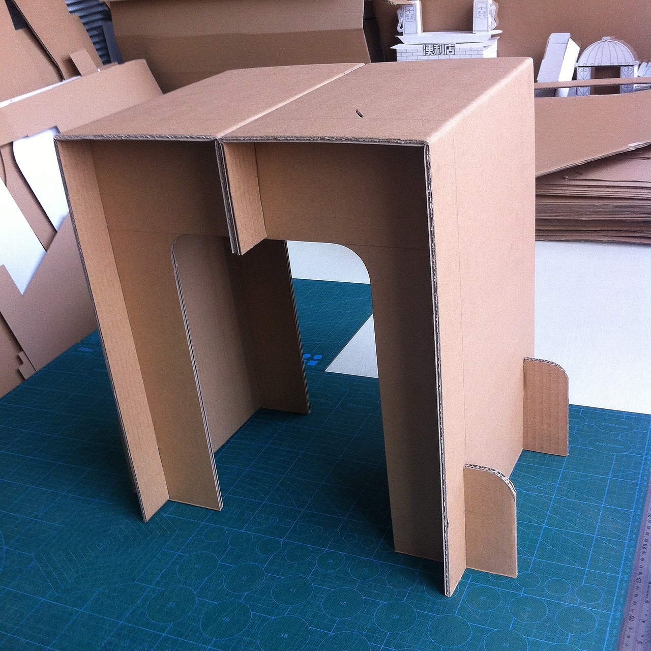 瓦楞纸方桌书桌