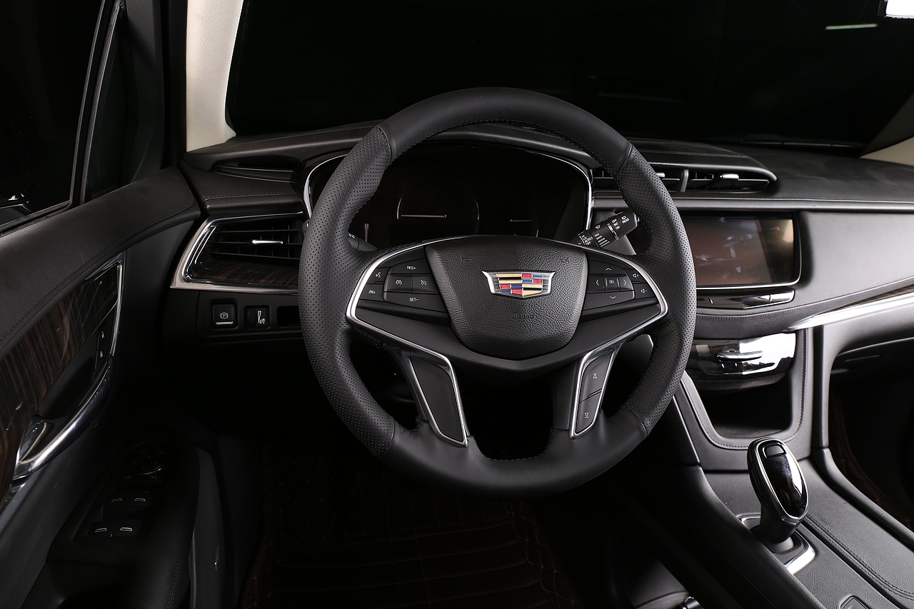 凯迪拉克 方向盘套（图ZNjEyMjcyMzI=） - 产品摄影 - 站酷设计师镜中语言原创素材 - 站酷ZCOOL