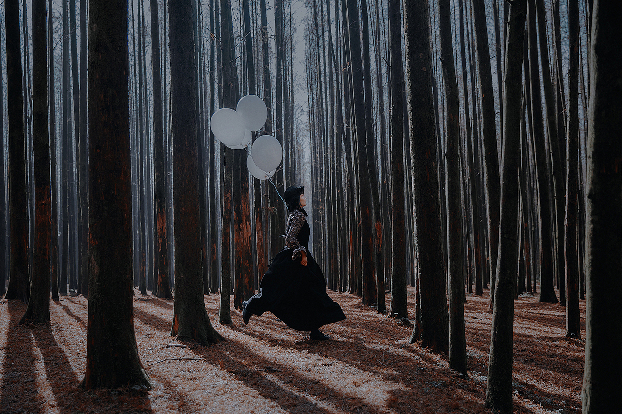 黑森林（和自己有关的故事）（图ZMTM3MDcxNTE2） - 人像摄影 - 站酷设计师ROEMWO原创素材 - 站酷ZCOOL