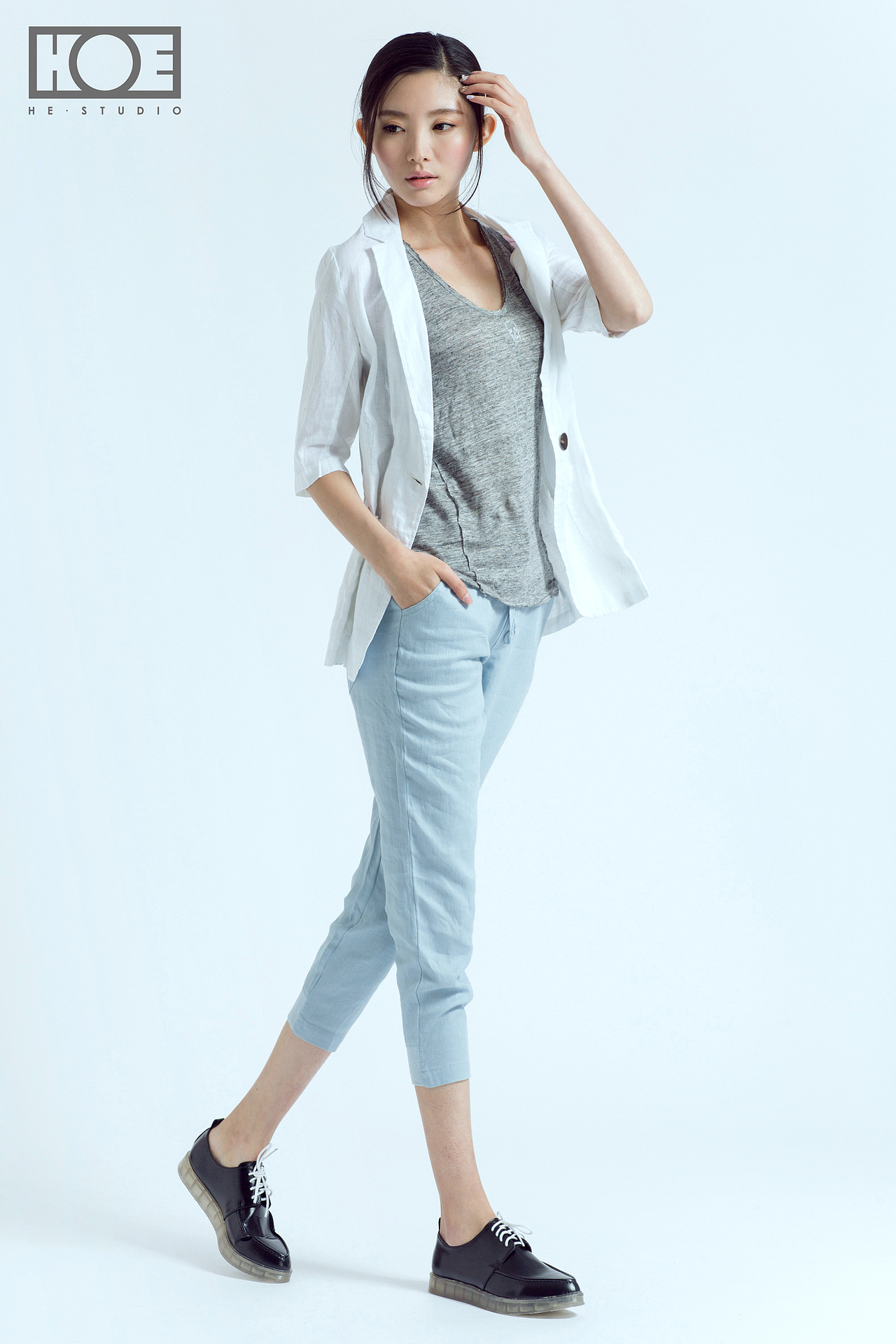 北京时尚女装拍摄棉麻女装淘宝拍摄电商拍摄画册拍摄高端定制拍摄