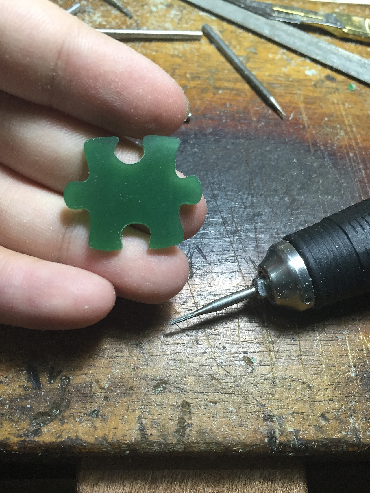 为朋友定制给伴郎伴娘的礼物，纪念拼图[z动心]（图ZNjIxOTY5OTY=） - 首饰设计 - 站酷设计师kimwa匠原创素材 - 站酷ZCOOL