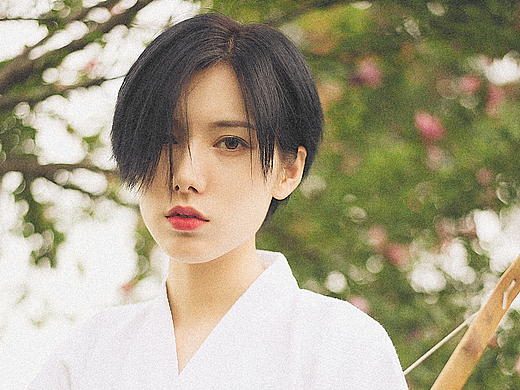 “你如清风，有温柔也有英勇”