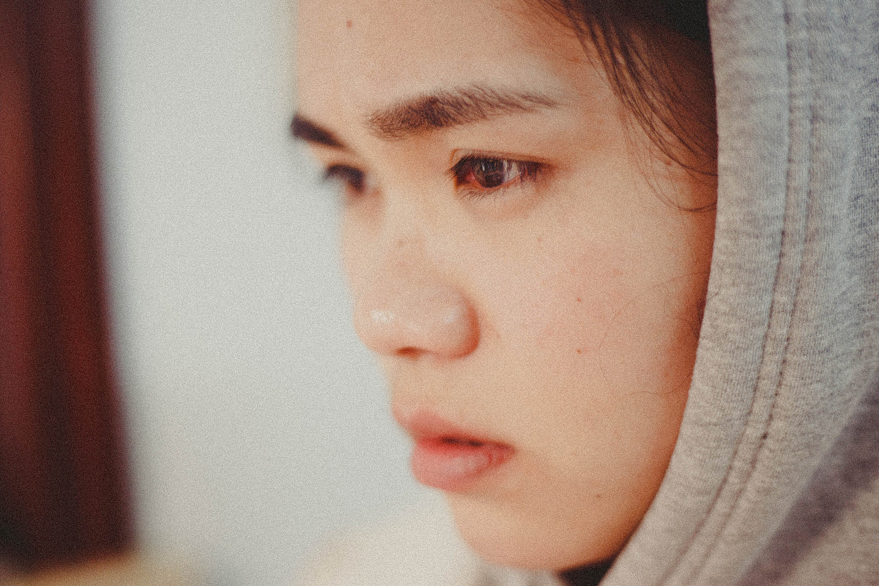 【一定要保持童心】（图ZMTIxMzE2NzIw） - 人像摄影 - 站酷设计师七四千禾原创素材 - 站酷ZCOOL