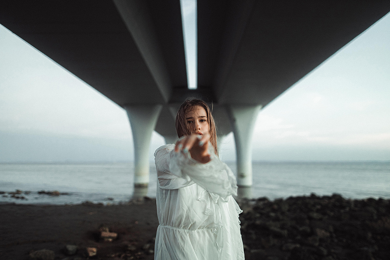 带着你们拍小姐姐咯 视频#SUNSET FLOW #CANON（图ZMjYzMDA3MDU2） - 人像摄影 - 站酷设计师摄影师麻奈原创素材 - 站酷ZCOOL