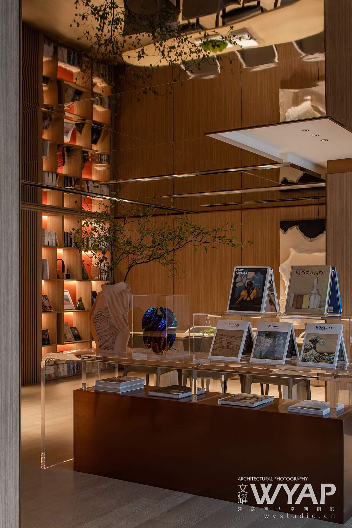 SNP×POLY | ONE DAY IN CITY