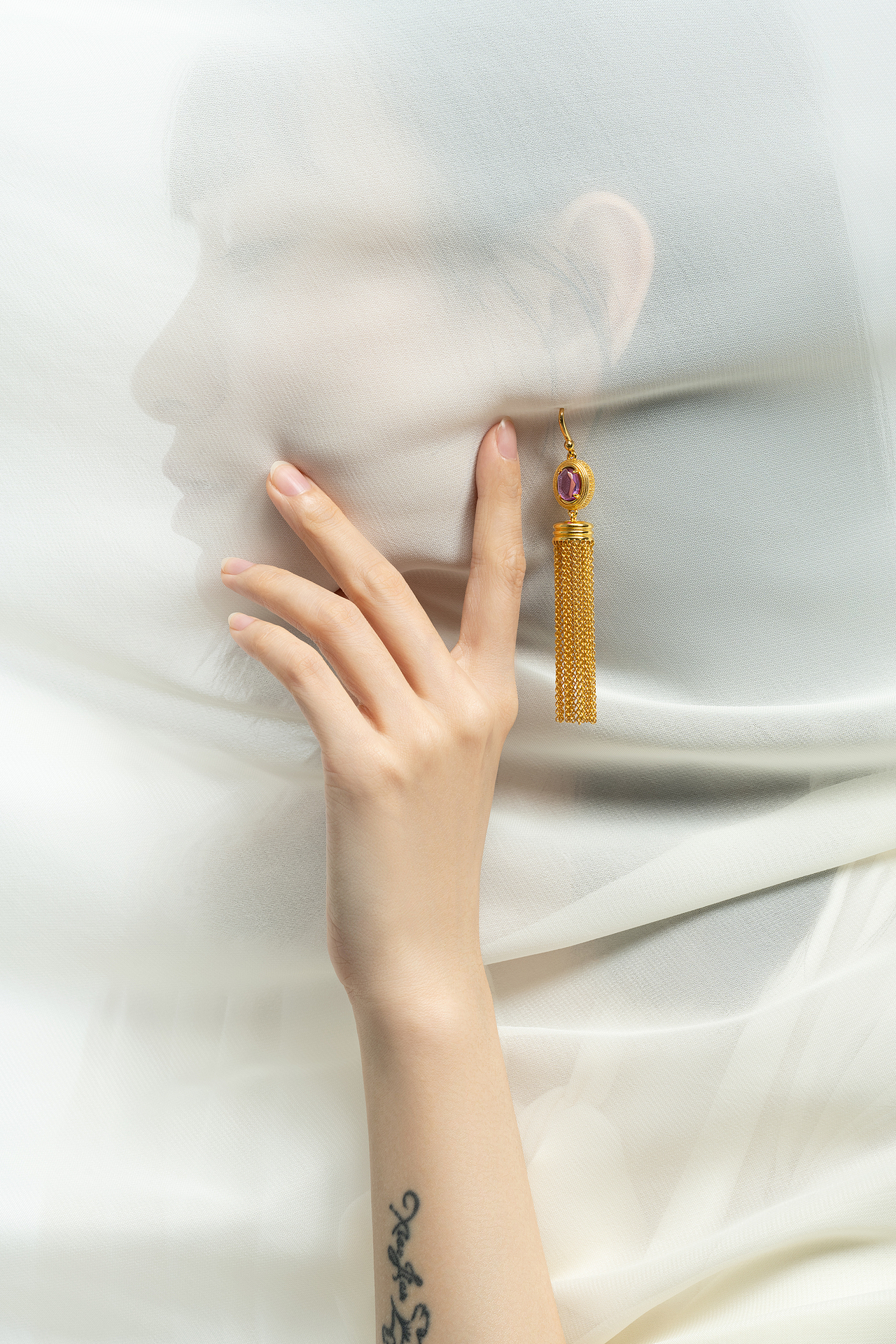 JCJ时装珠宝高珠创意佩戴拍摄（图ZMjc2NjE4MDI0） - 产品摄影 - 站酷设计师AnwanX原创素材 - 站酷ZCOOL