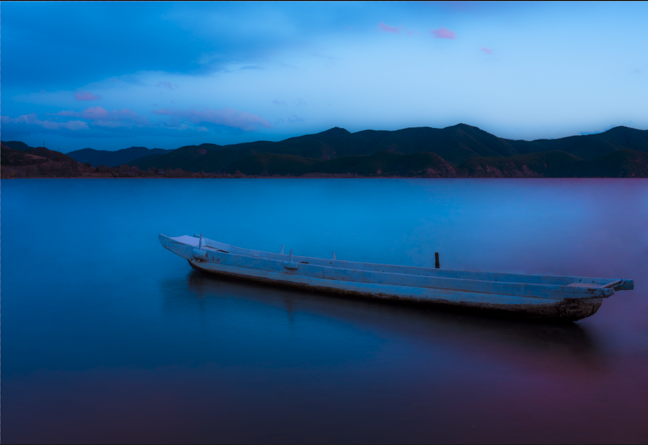 泸沽湖的船系列之三|摄影|风光|中国艺名 - 原创作品 - 站酷 (ZCOOL)