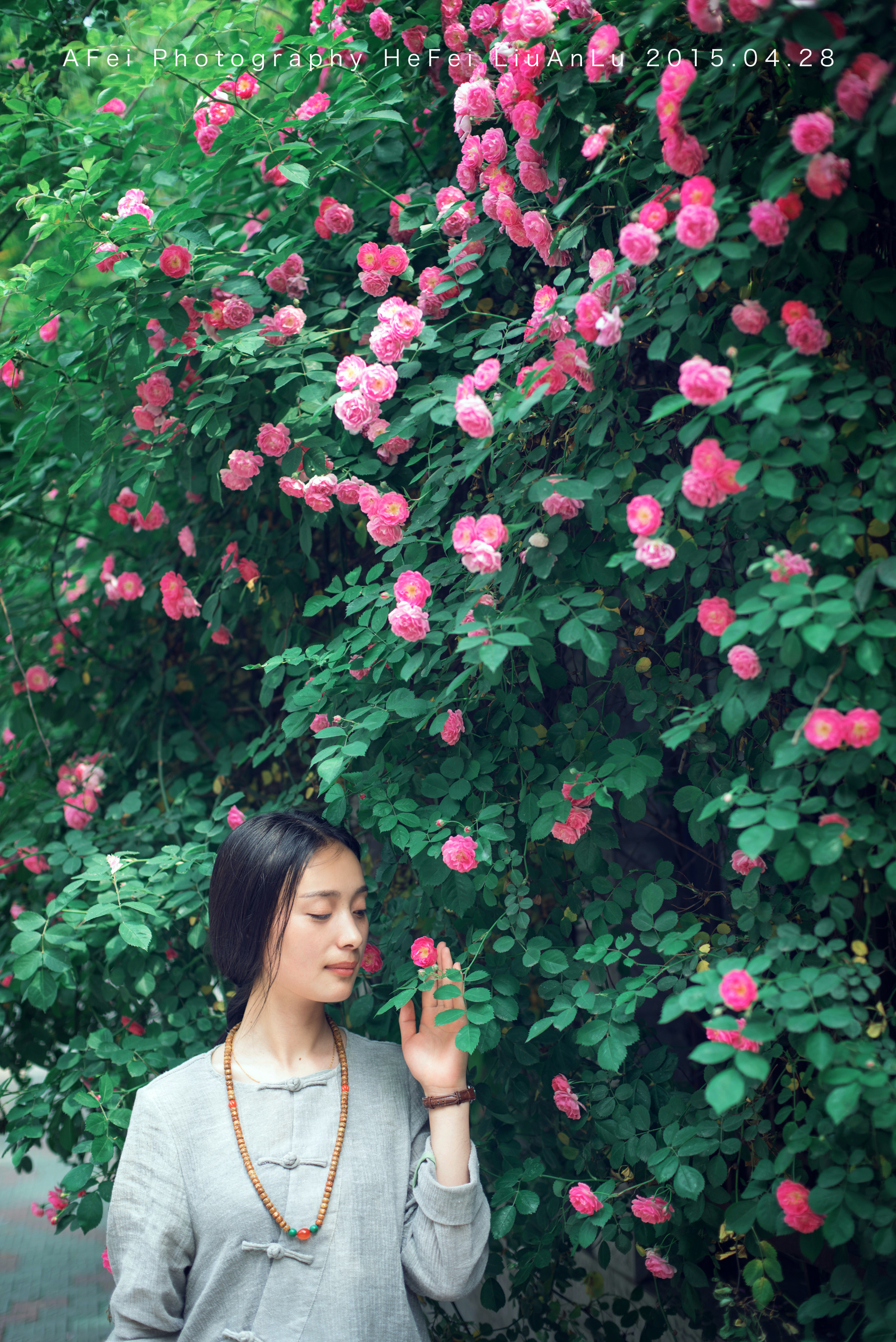 开在蔷薇的季节|摄影|人像|阿飞摄影 - 原创作品 - 站酷 (zcool)