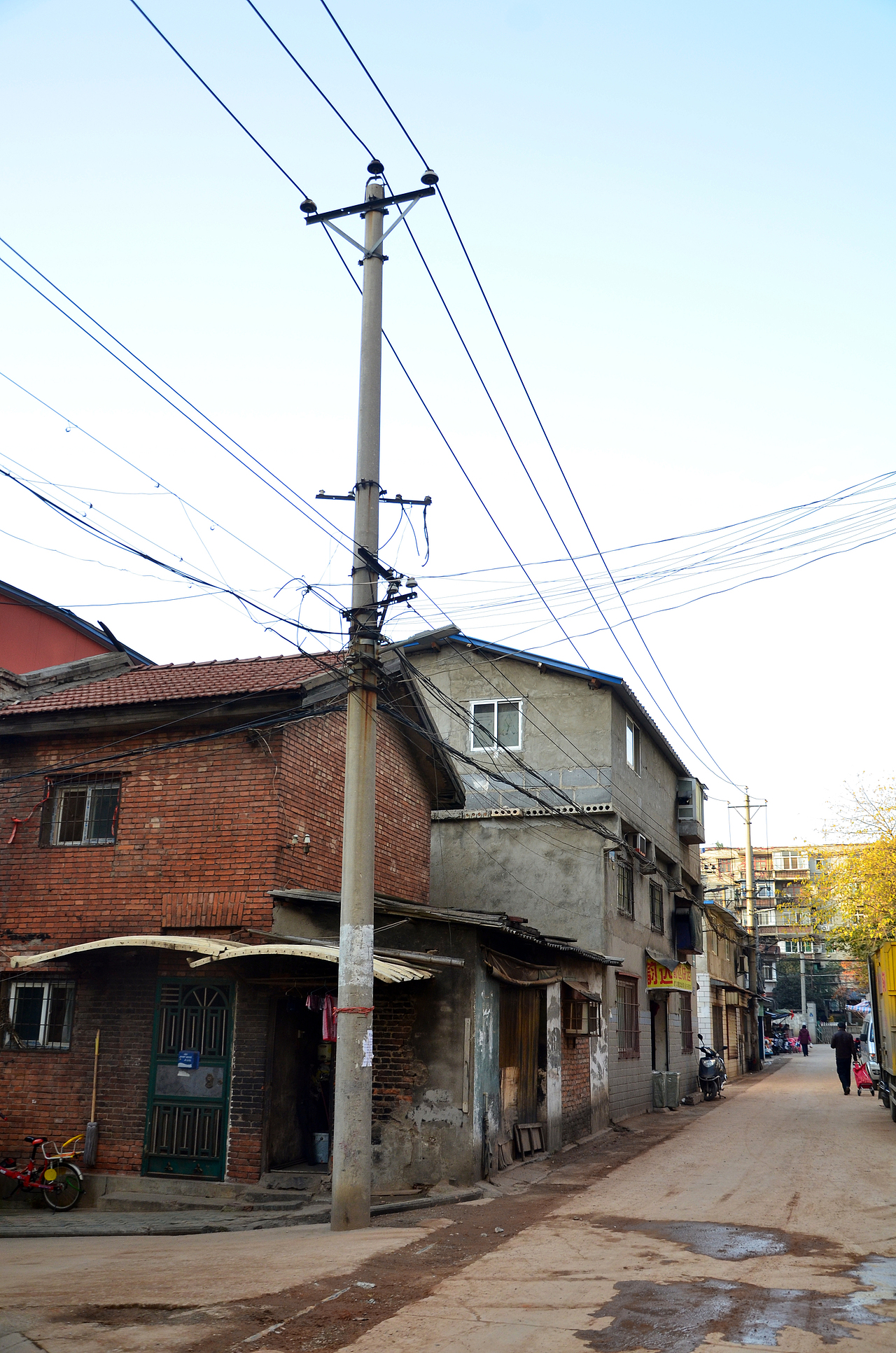 走走停停--武汉城市纪实摄影（图ZMjUwOTkxMTY=） - 人文/纪实摄影 - 站酷设计师传媒摄影人原创素材 - 站酷ZCOOL