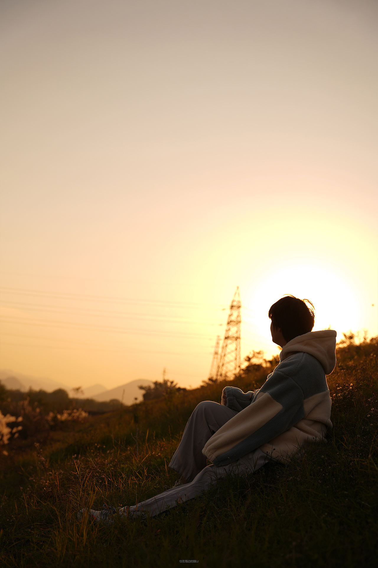 夕阳会落在你的身上,你也会快乐一场。