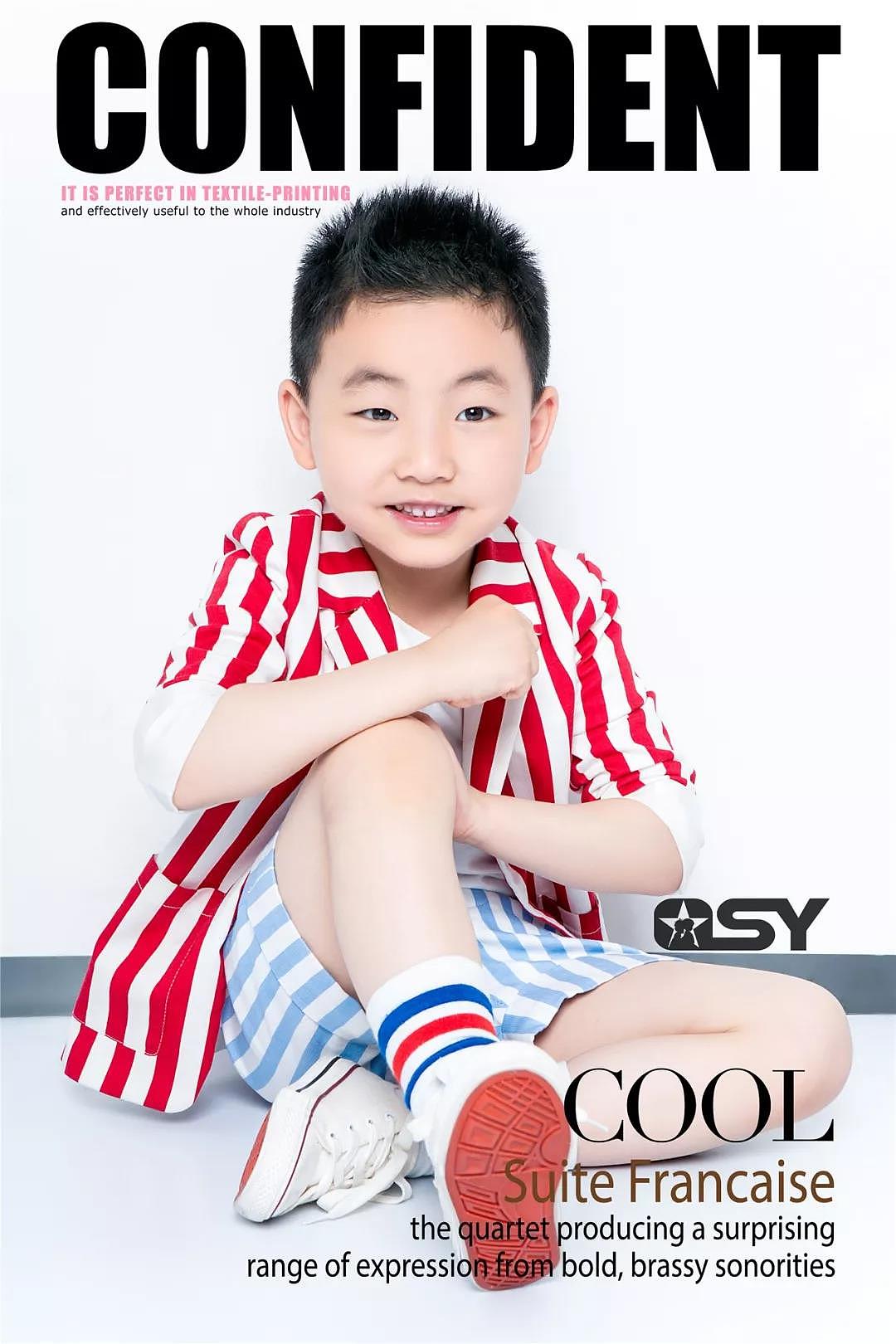 千思玥少儿童模风采确认过眼神,是那个萌化我的人