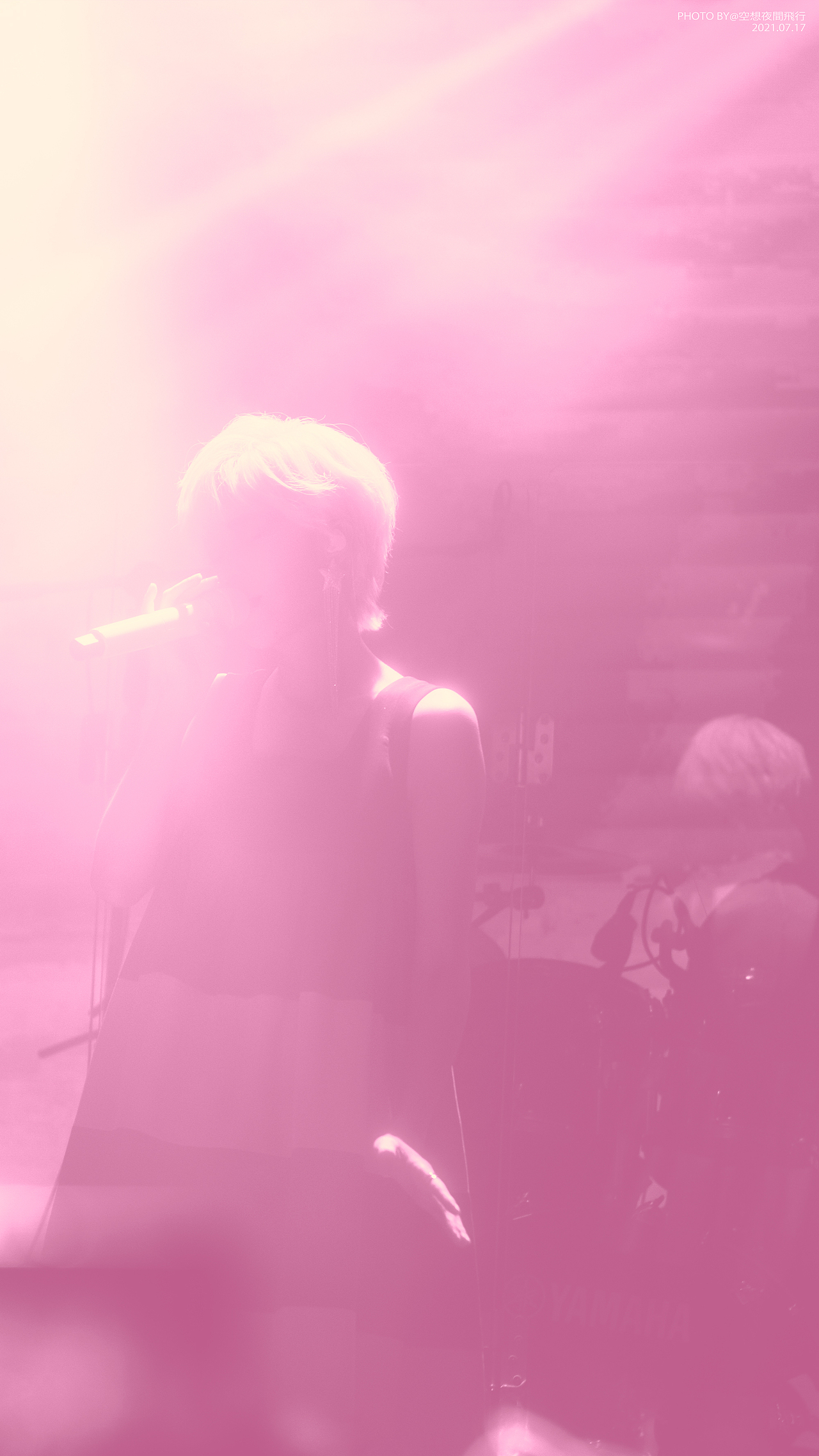 Livehouse摄影｜郁可唯-Dear Live 山丘Livehouse苏州