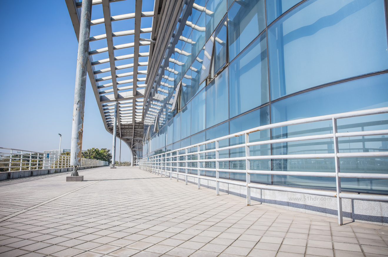 汽车广告设计-背景图和hdri分享:现代城市建筑