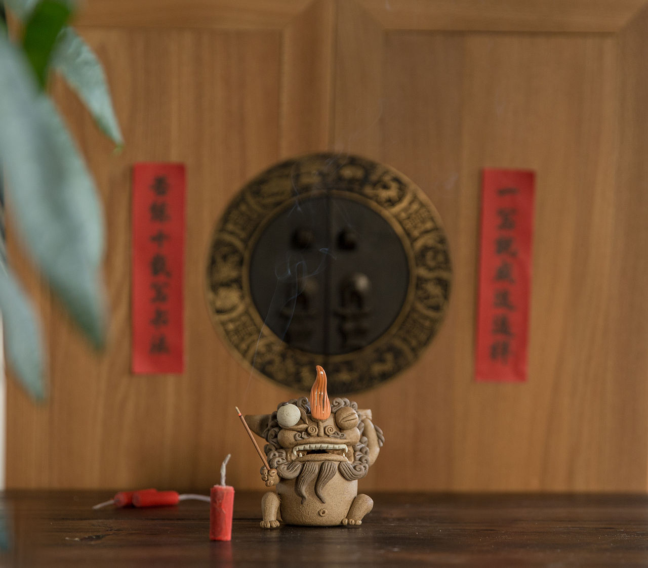 器十二 景德镇手工捏雕神兽鞭炮喜狮 陶瓷茶宠香插摆件（图ZMTY2NjQ0NDQw） - 其他手工艺 - 站酷设计师器十二原创素材 - 站酷ZCOOL