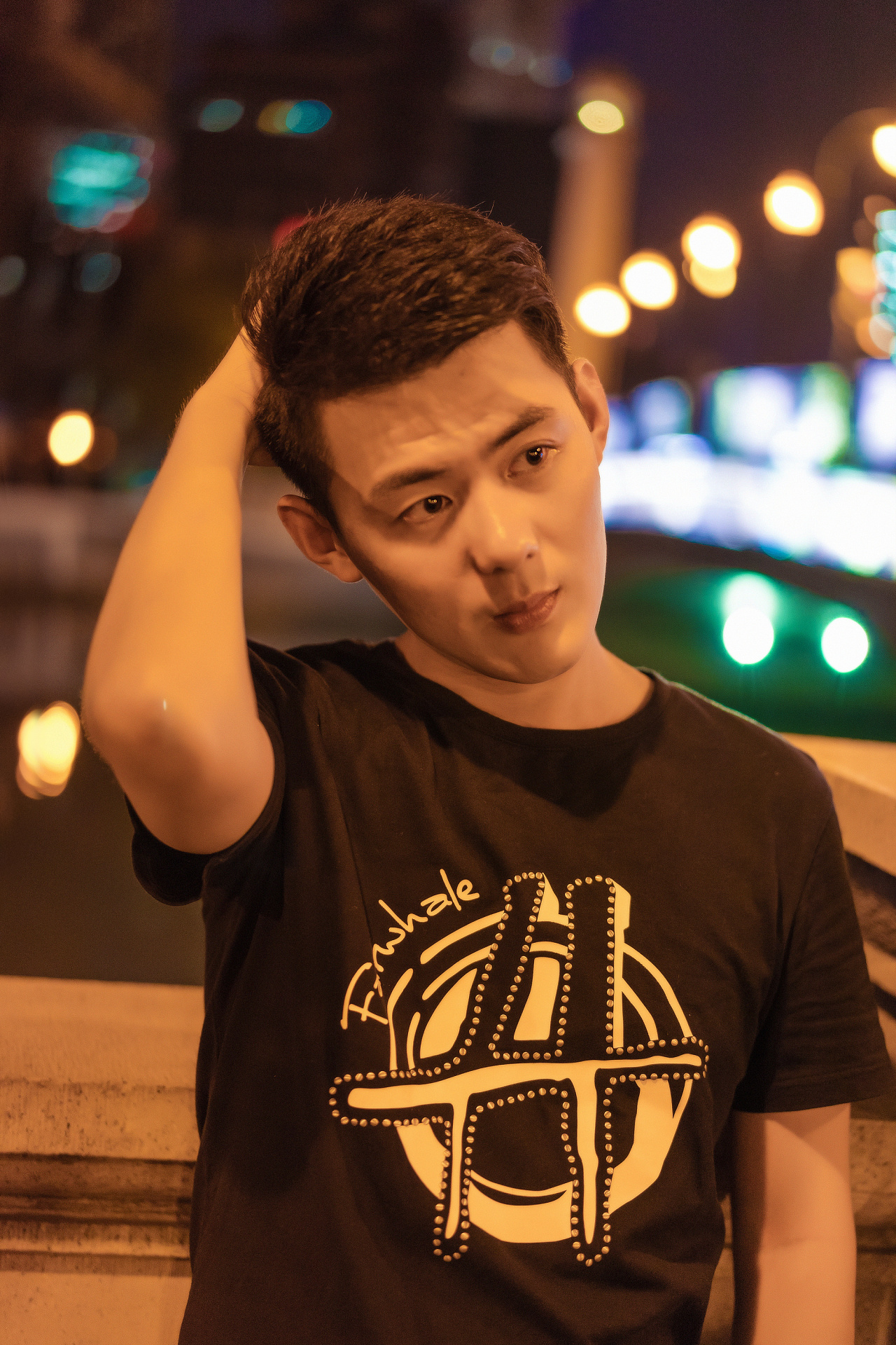 夜景人像男生情绪片上海街拍