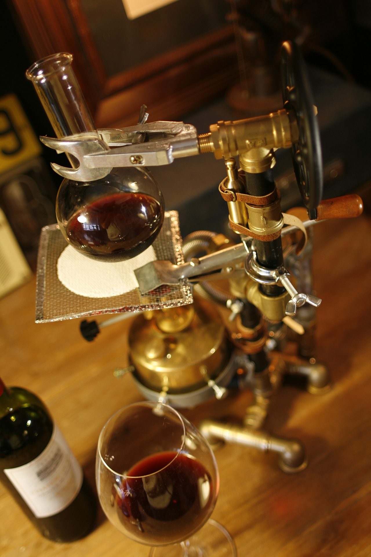 NOTHING SUTUDIO之熊制造-红酒加热器（图ZMTg3NzIwMjA=） - 生活用品 - 站酷设计师nothing_studio原创素材 - 站酷ZCOOL