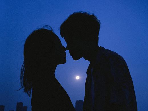 “虽然物以稀为贵，但还是想给你很多很多爱。”