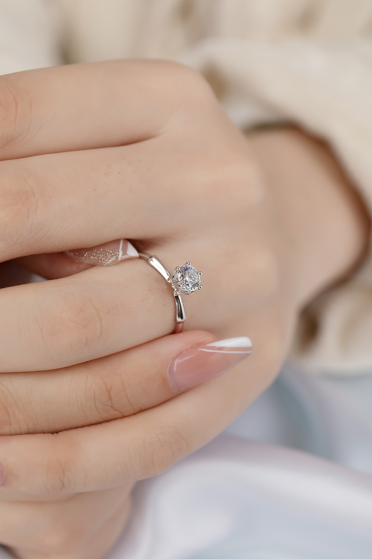 戒指静物图上手图片拍摄及白底图精修