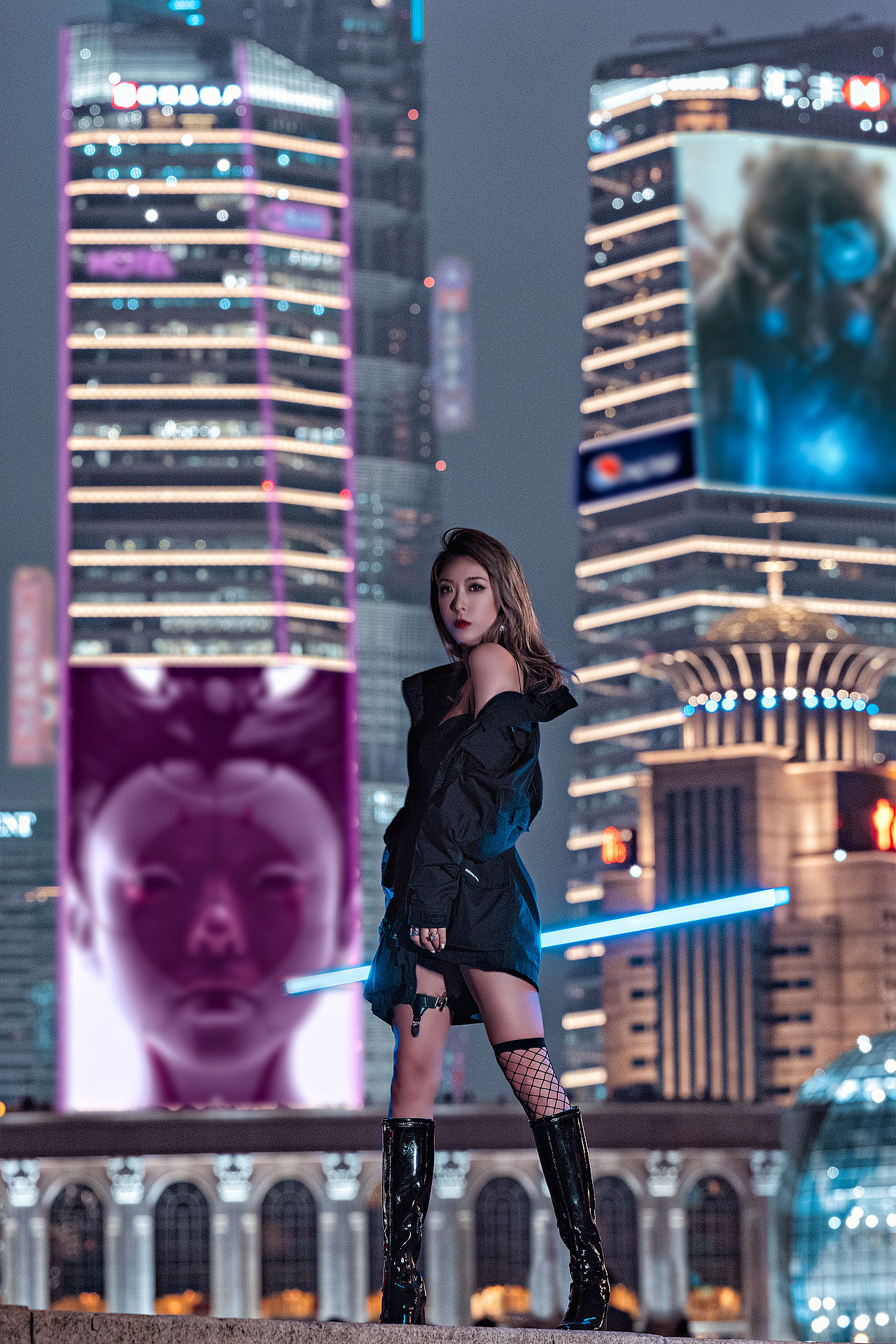 把上海拍成赛博朋克夜之城（图ZMjc3NTM5MTIw） - 人像摄影 - 站酷设计师CI_Chain原创素材 - 站酷ZCOOL