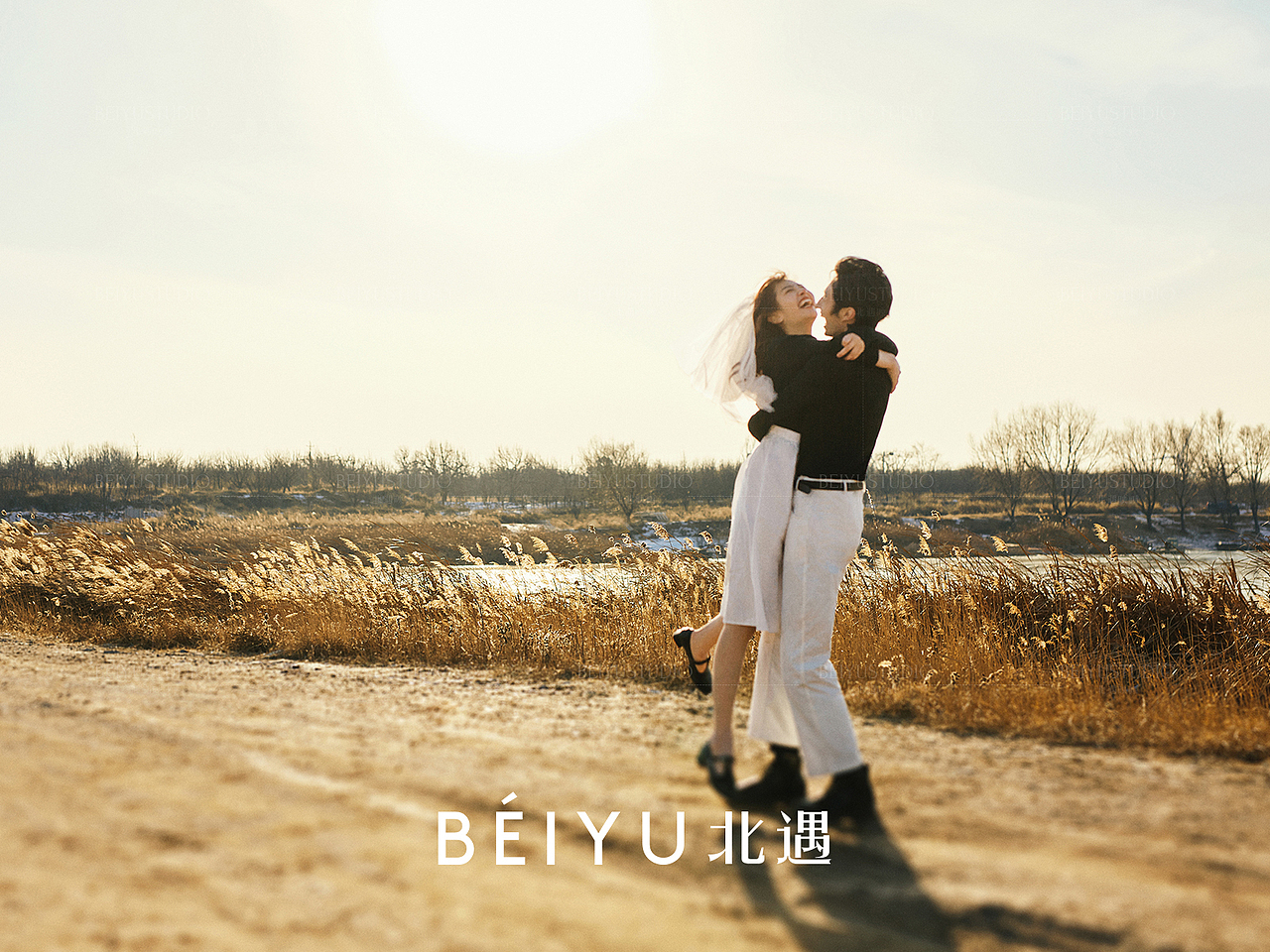 风吹麦浪,听你轻柔话语