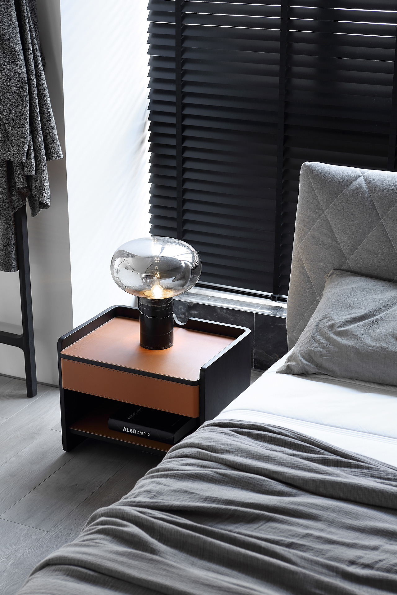 灰色布艺床（图ZMjQxNzM0NDI0） - 家装设计 - 站酷设计师黑白灰主旋律原创素材 - 站酷ZCOOL