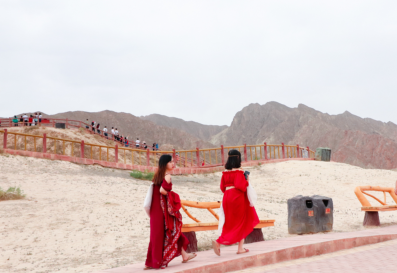 西北-七彩丹霞（图ZMTMzMjM4Mjky） - 风光摄影 - 站酷设计师梦醒时分sr原创素材 - 站酷ZCOOL