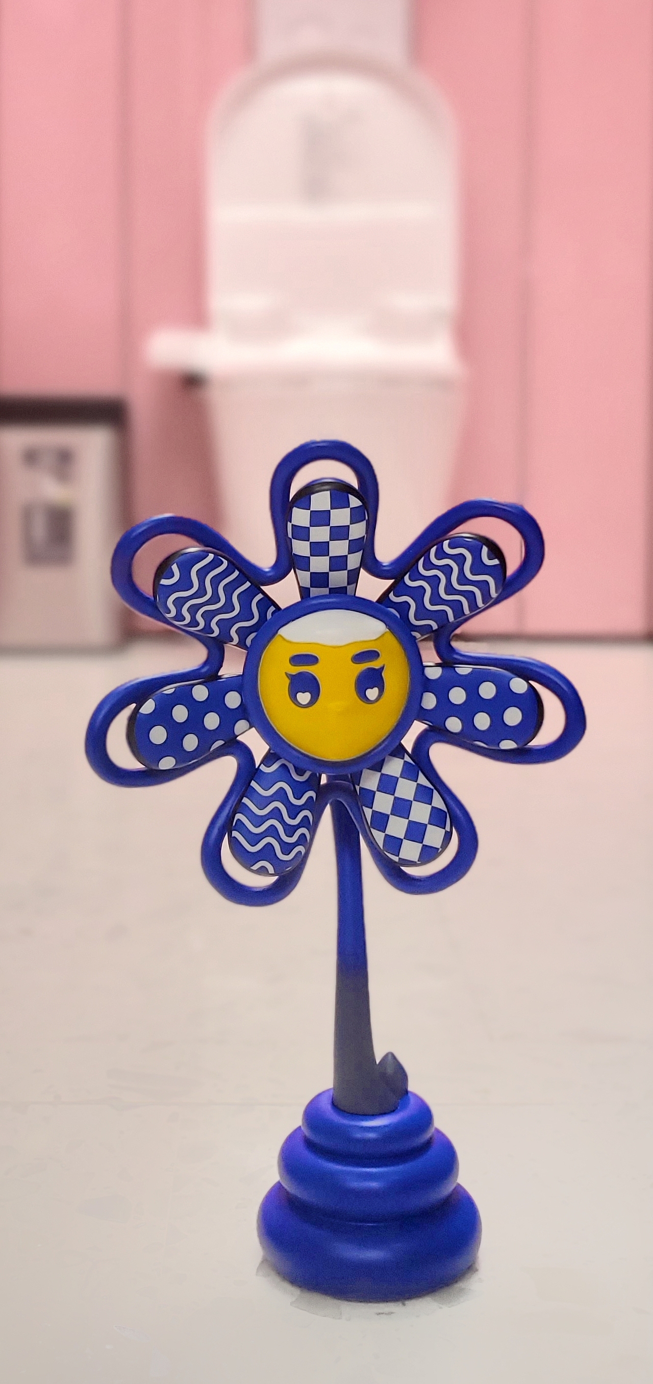 鲜花插在牛粪上（图ZMzc2MDEzNzE2） - 雕塑 - 站酷设计师元無君原创素材 - 站酷ZCOOL