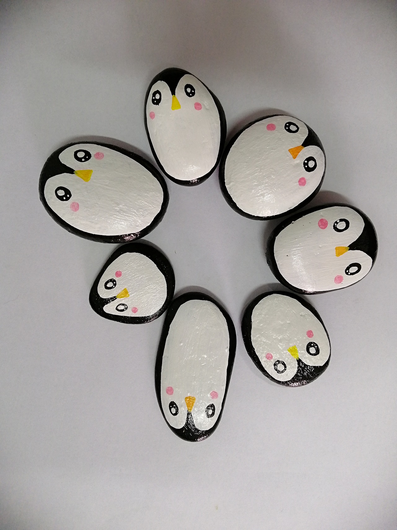 石头彩绘 小小企鹅_左手画hua-站酷zcool