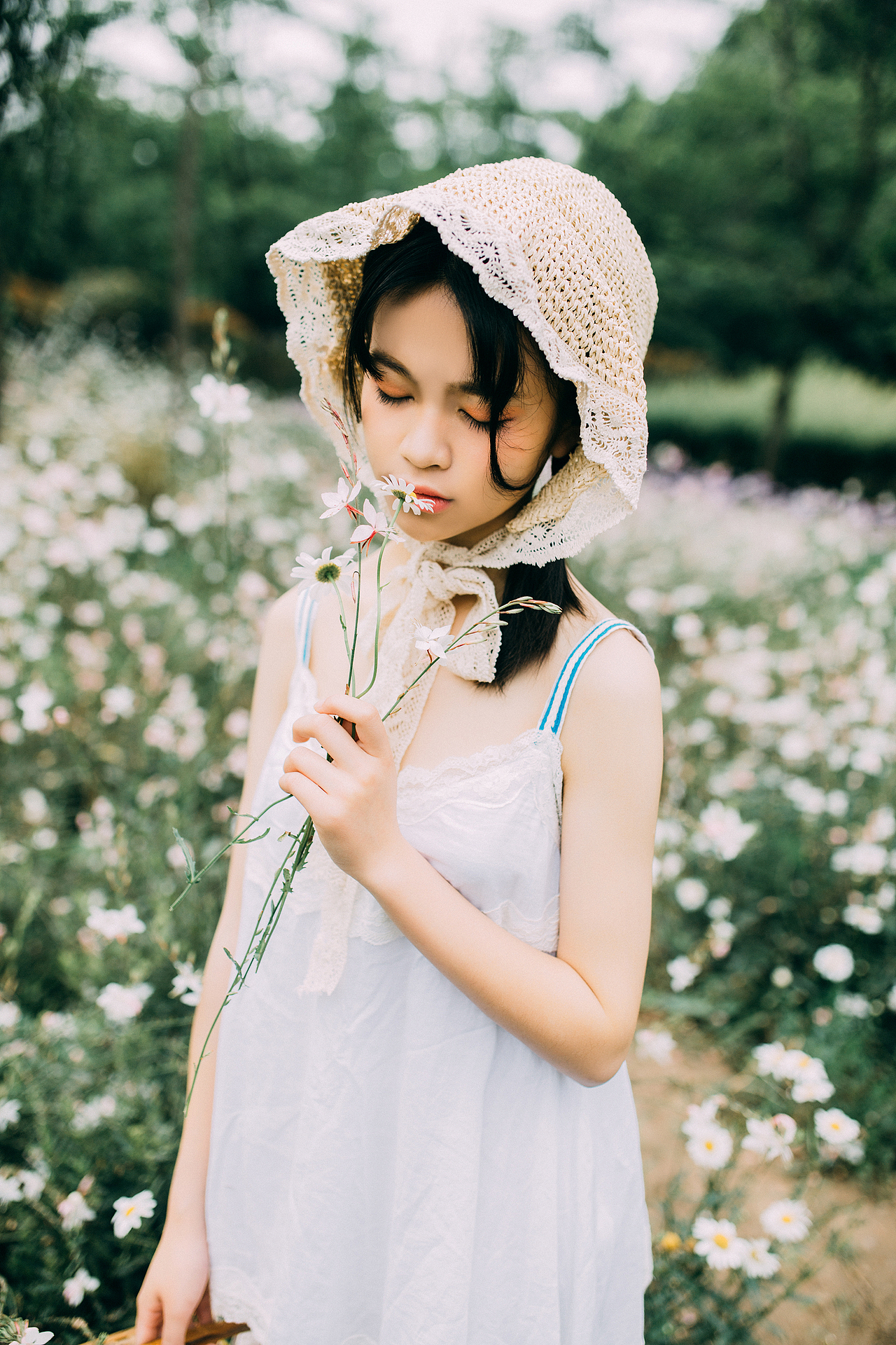 花与女孩（图ZMTIxNDY1NDE2） - 人像摄影 - 站酷设计师太阳酱Catnip原创素材 - 站酷ZCOOL