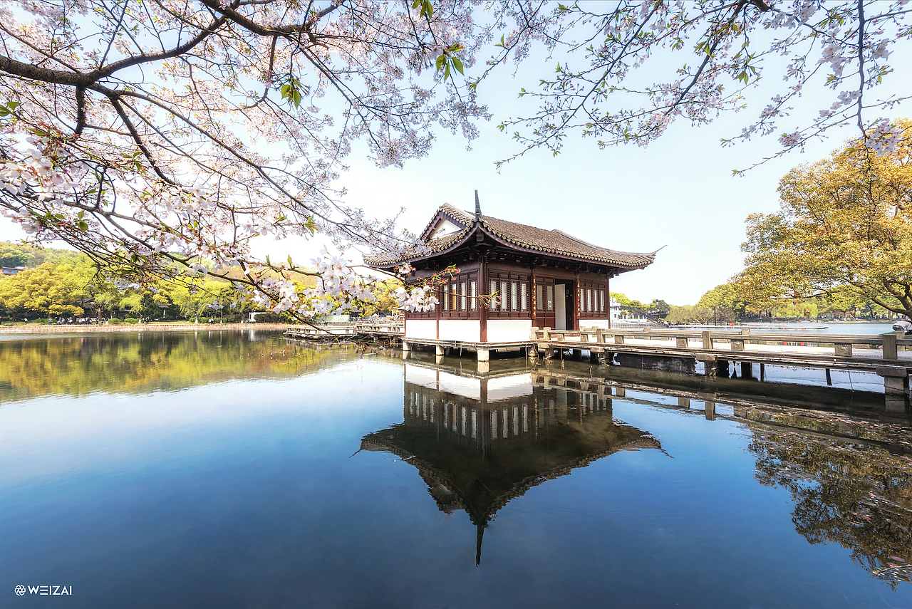 【流动的光影】-一个人耗时三个月拍摄杭州的延时摄影