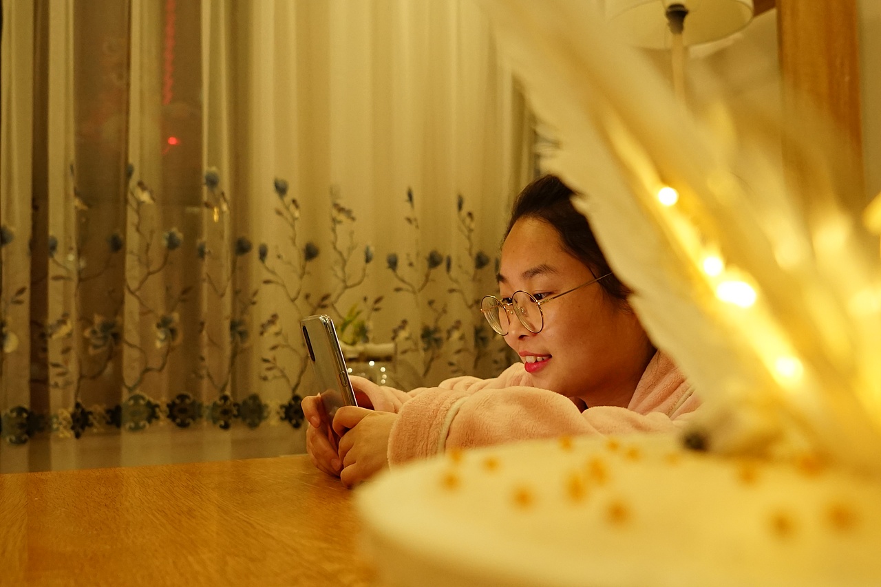 【2020·记录生活】小白生日（图ZMjQyNjU3Nzc2） - 人像摄影 - 站酷设计师席振凯原创素材 - 站酷ZCOOL